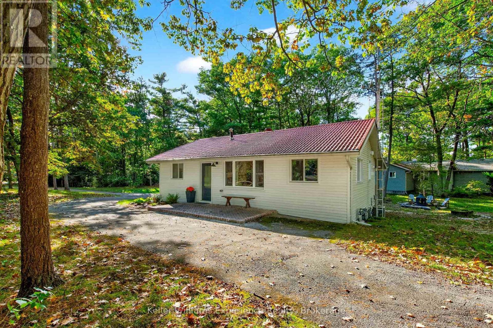 1694 Tiny Beaches Road S, Tiny, ON - Outdoor