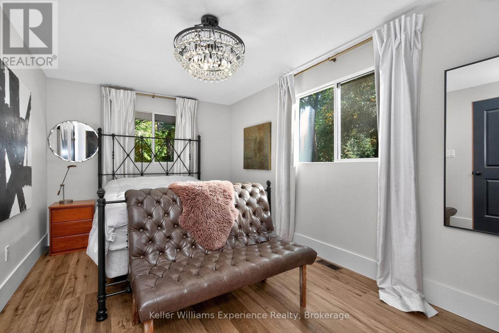 1694 Tiny Beaches Road S, Tiny, ON - Indoor Photo Showing Other Room