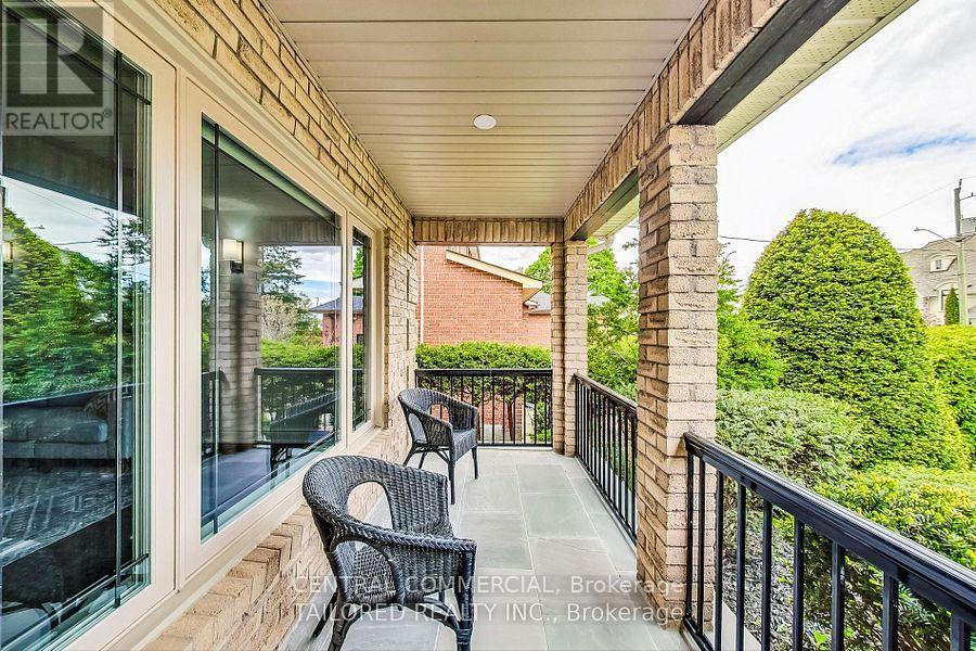 35 Mackay Drive, Richmond Hill, ON - Outdoor With Deck Patio Veranda With Exterior