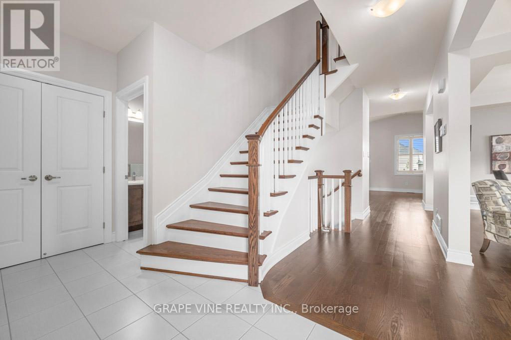 862 Oat Straw Way, Ottawa, ON - Indoor Photo Showing Other Room