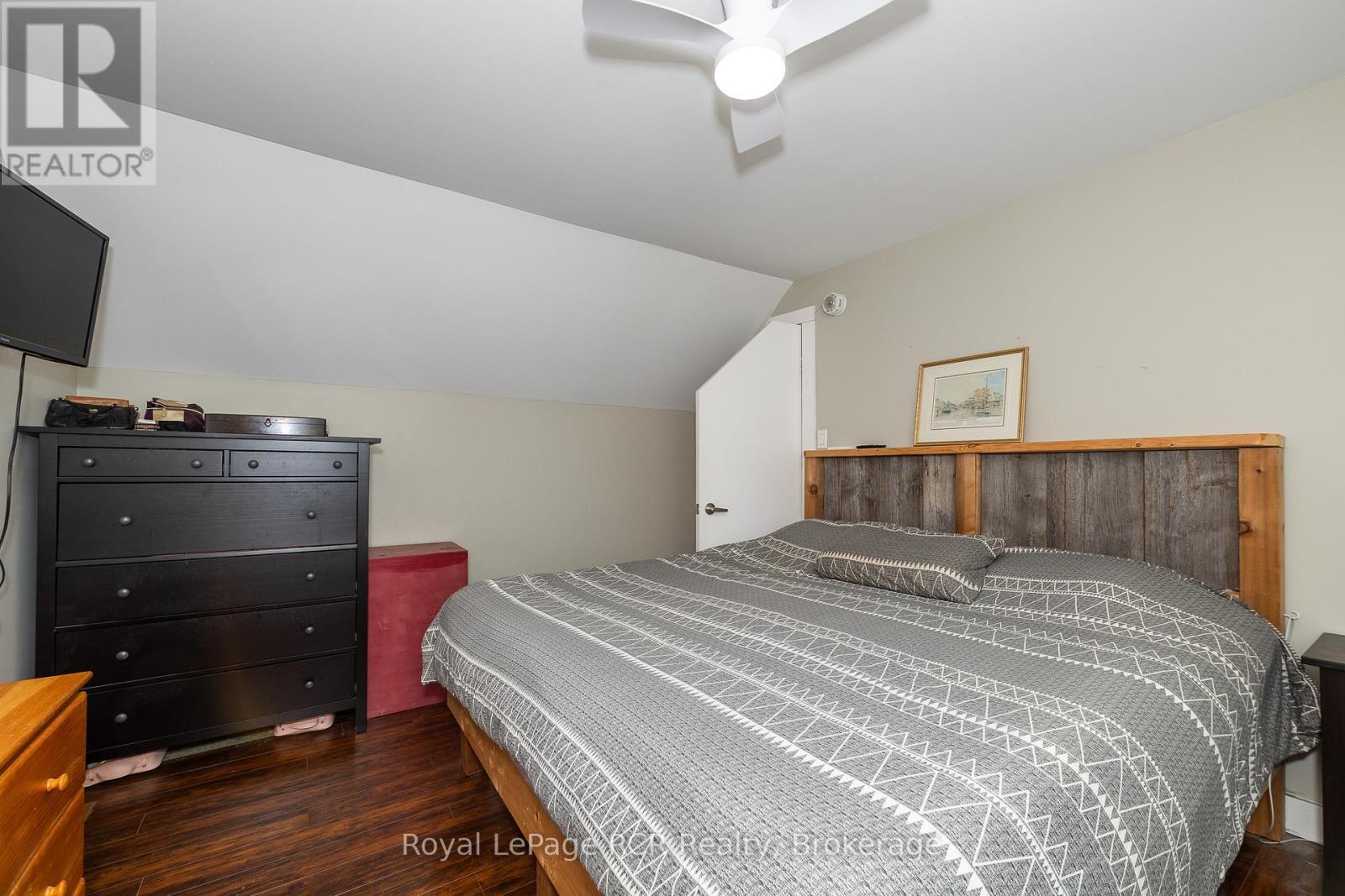 773760 Highway 10, Grey Highlands, ON - Indoor Photo Showing Bedroom