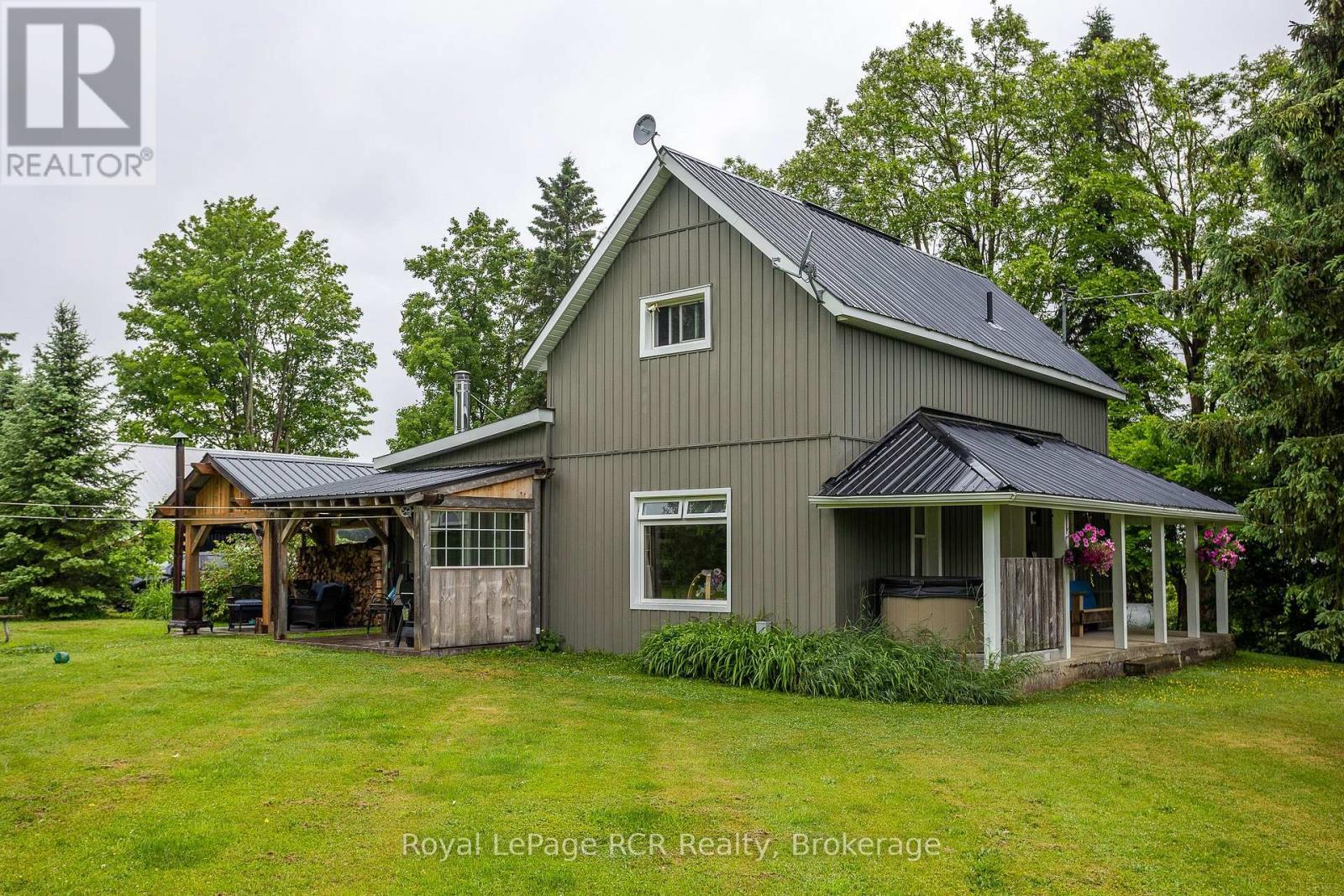 773760 Highway 10, Grey Highlands, ON - Outdoor With Deck Patio Veranda