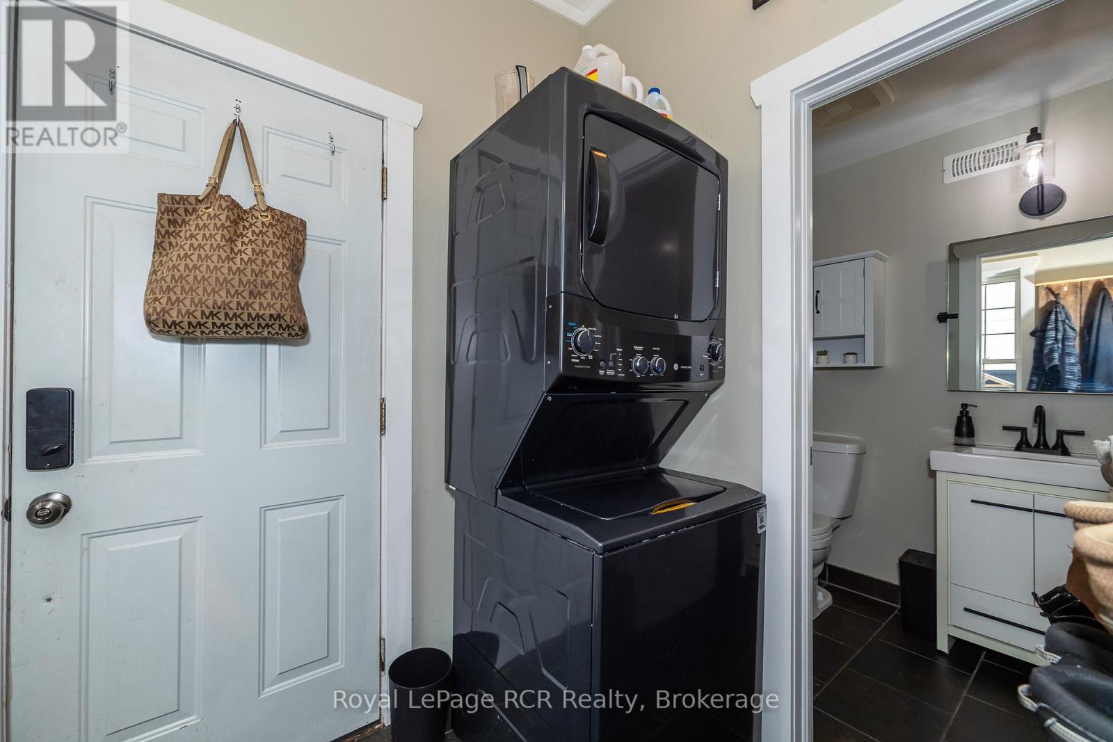 773760 Highway 10, Grey Highlands, ON - Indoor Photo Showing Laundry Room