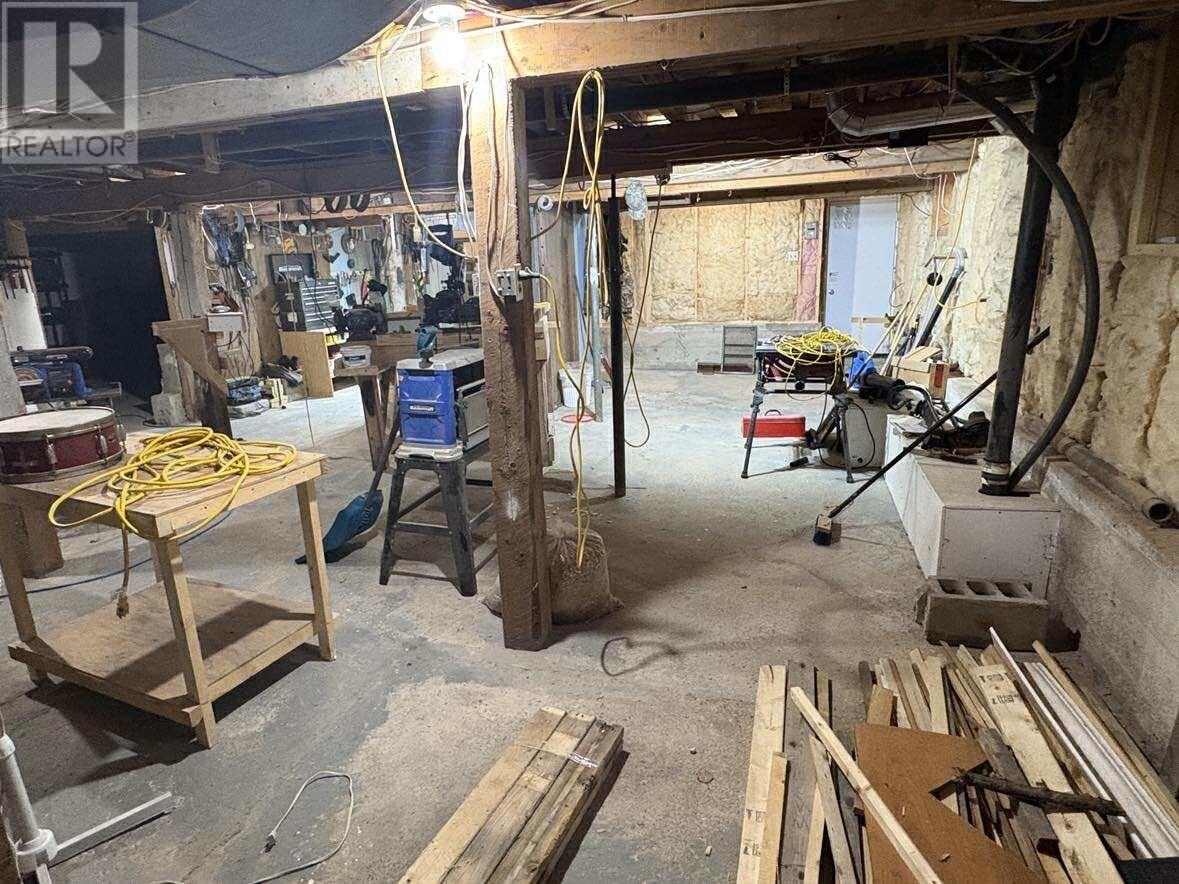 377 J. R. Smallwood Boulevard, Gambo, NL - Indoor