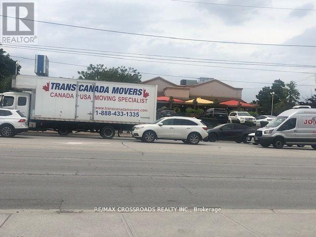 2100 Dundas Street E, Mississauga, ON