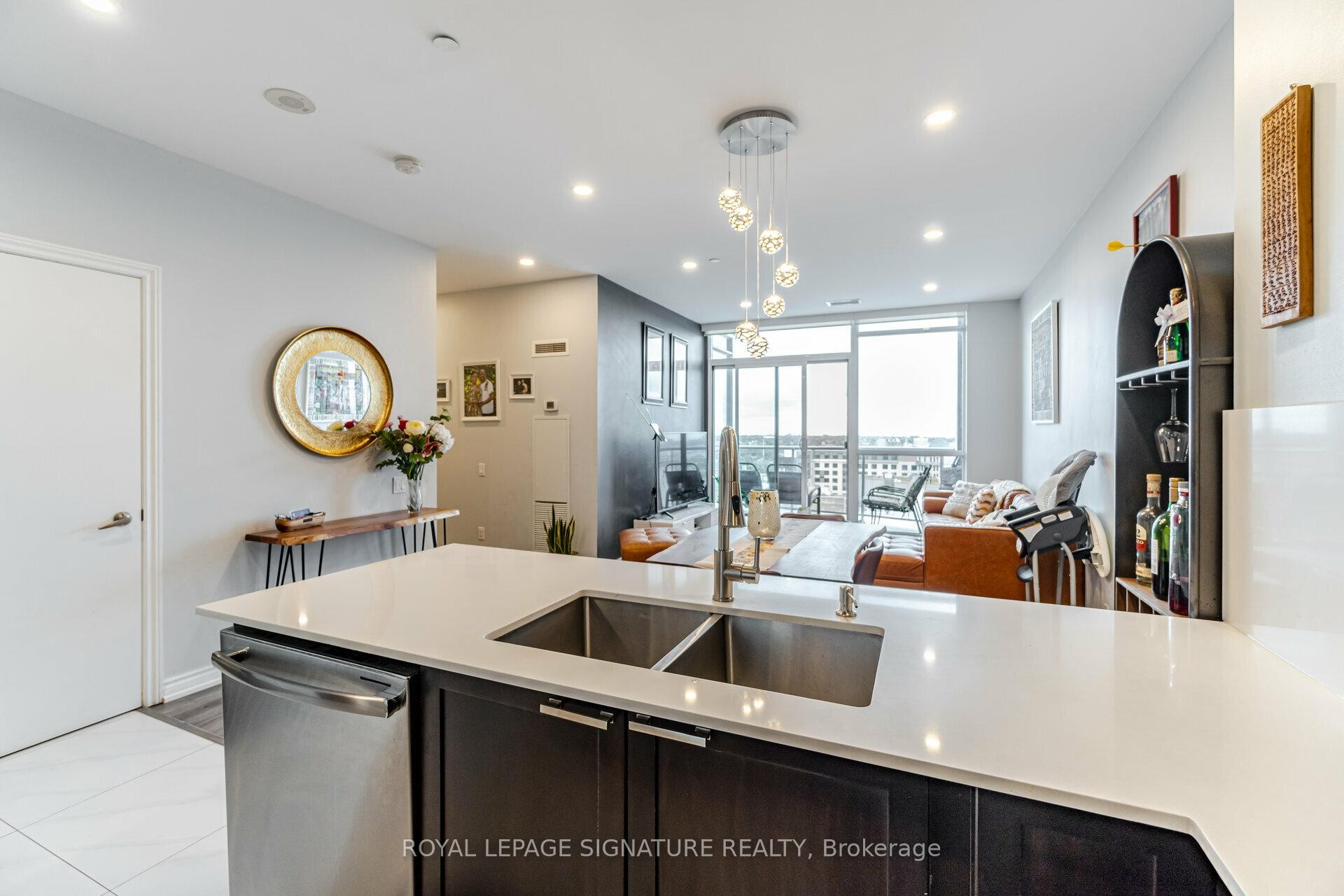 Ph01-1328 Birchmount Road, Toronto, ON - Indoor Photo Showing Kitchen With Double Sink