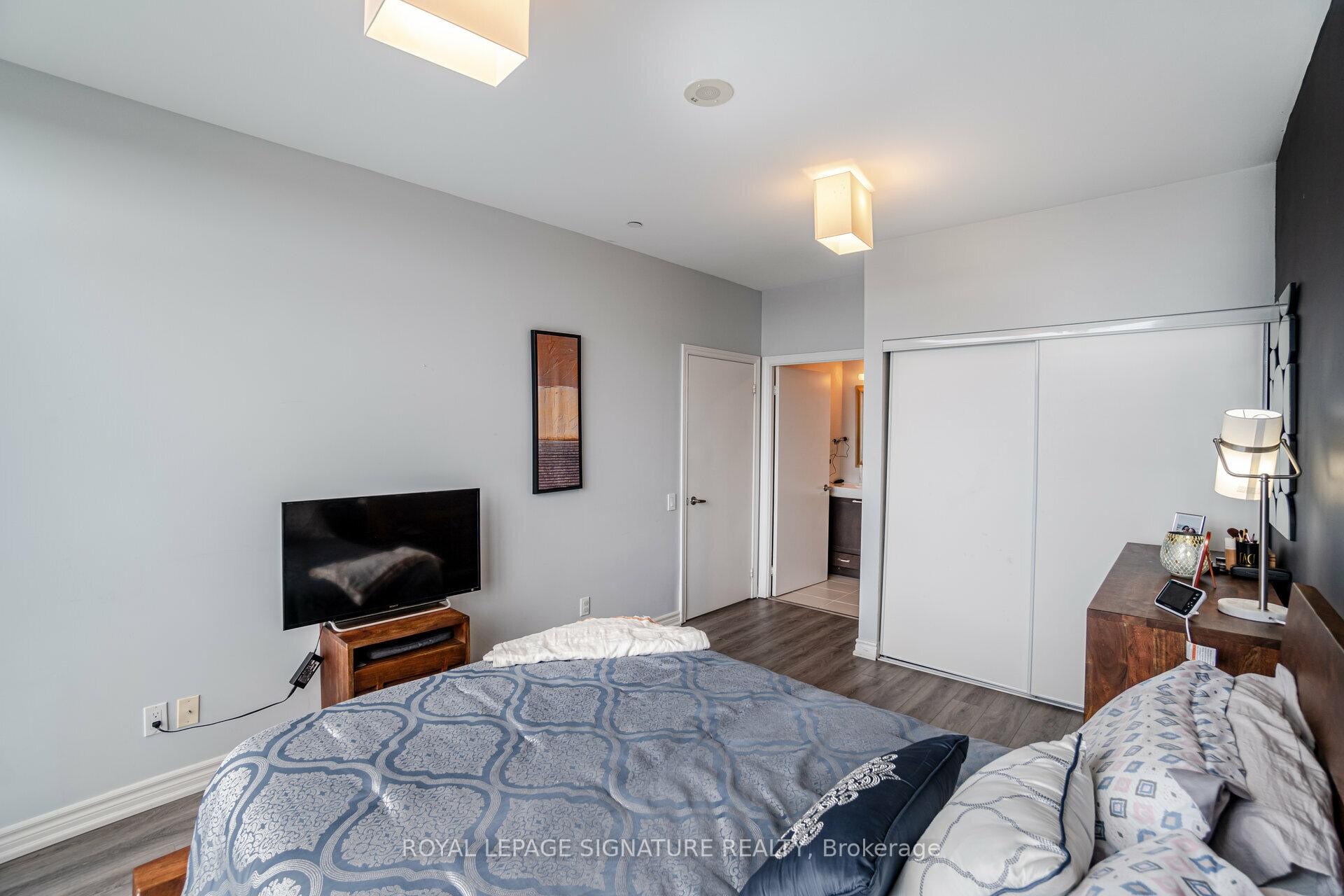 Ph01-1328 Birchmount Road, Toronto, ON - Indoor Photo Showing Bedroom