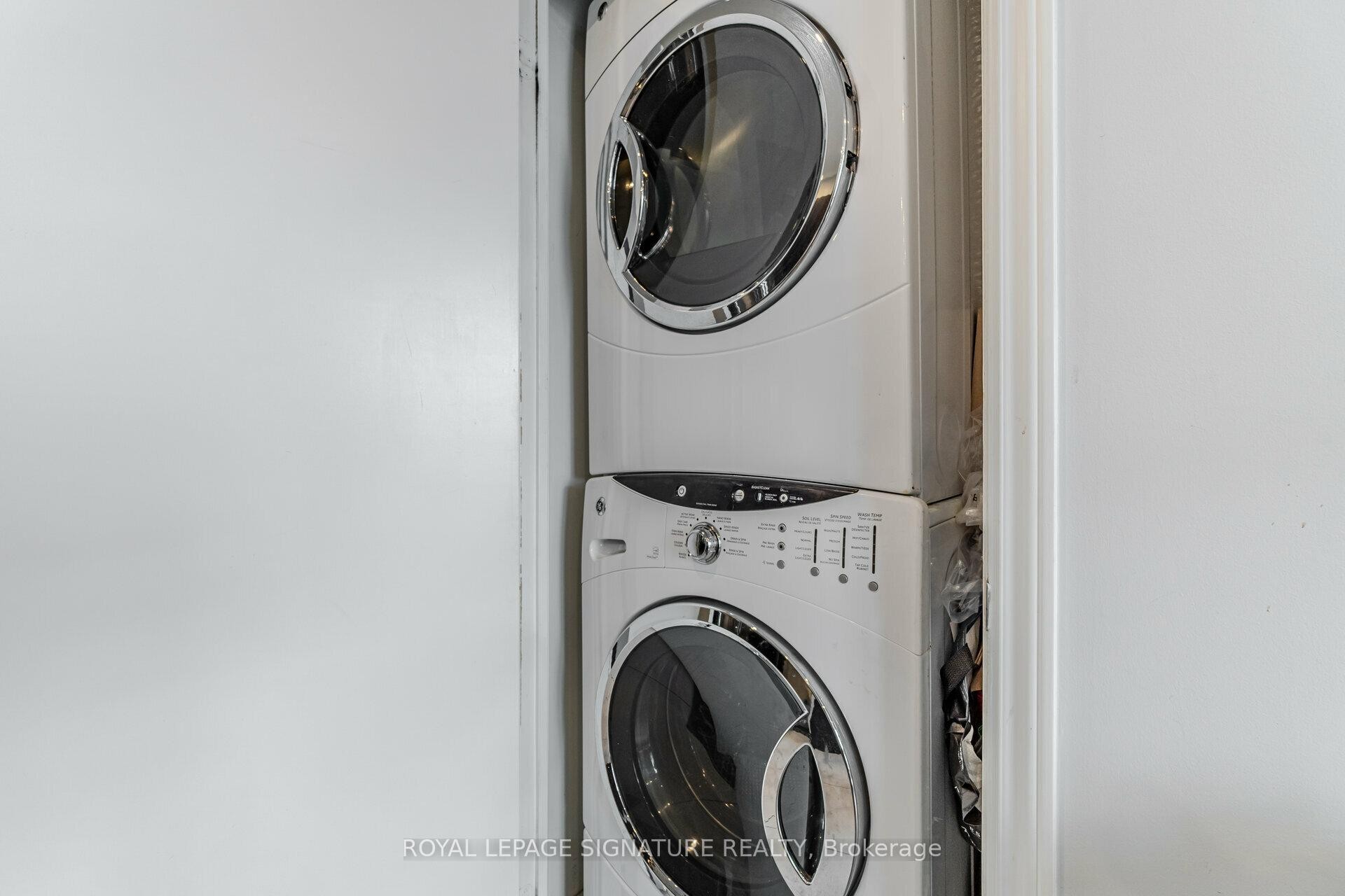 Ph01-1328 Birchmount Road, Toronto, ON - Indoor Photo Showing Laundry Room
