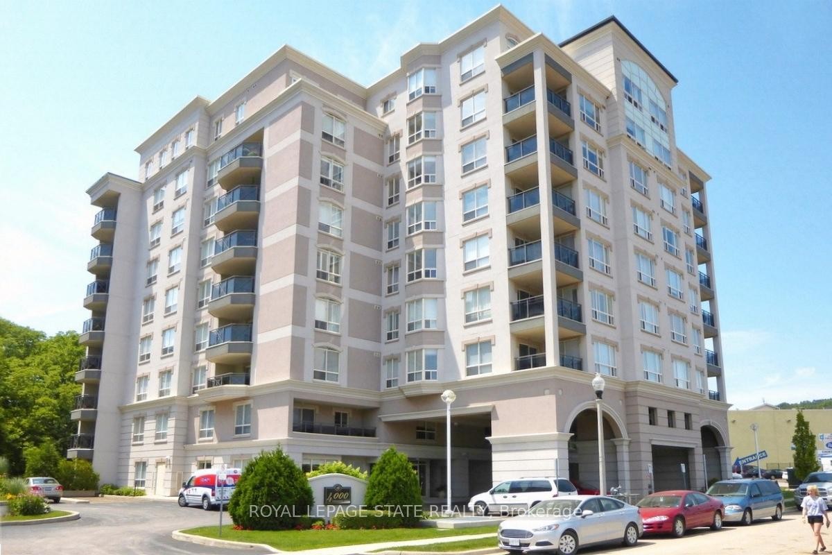 401-4000 Creekside Drive, Hamilton, ON - Outdoor With Facade