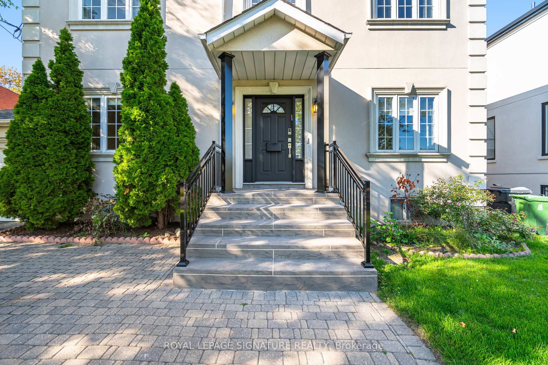 114 Fairholme Avenue, Toronto, ON - Outdoor With Facade