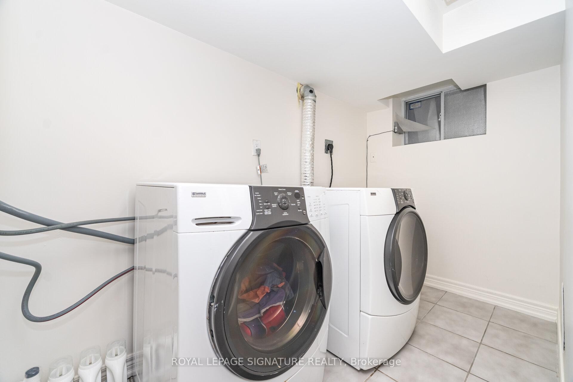 114 Fairholme Avenue, Toronto, ON - Indoor Photo Showing Laundry Room