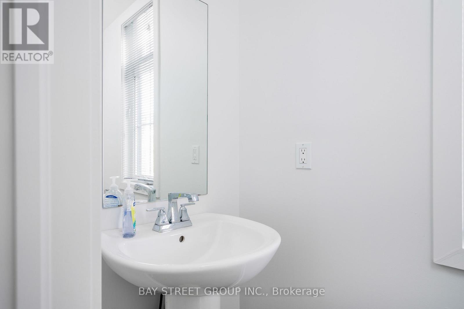 142 Yellow Birch Crescent, Blue Mountains, ON - Indoor Photo Showing Bathroom
