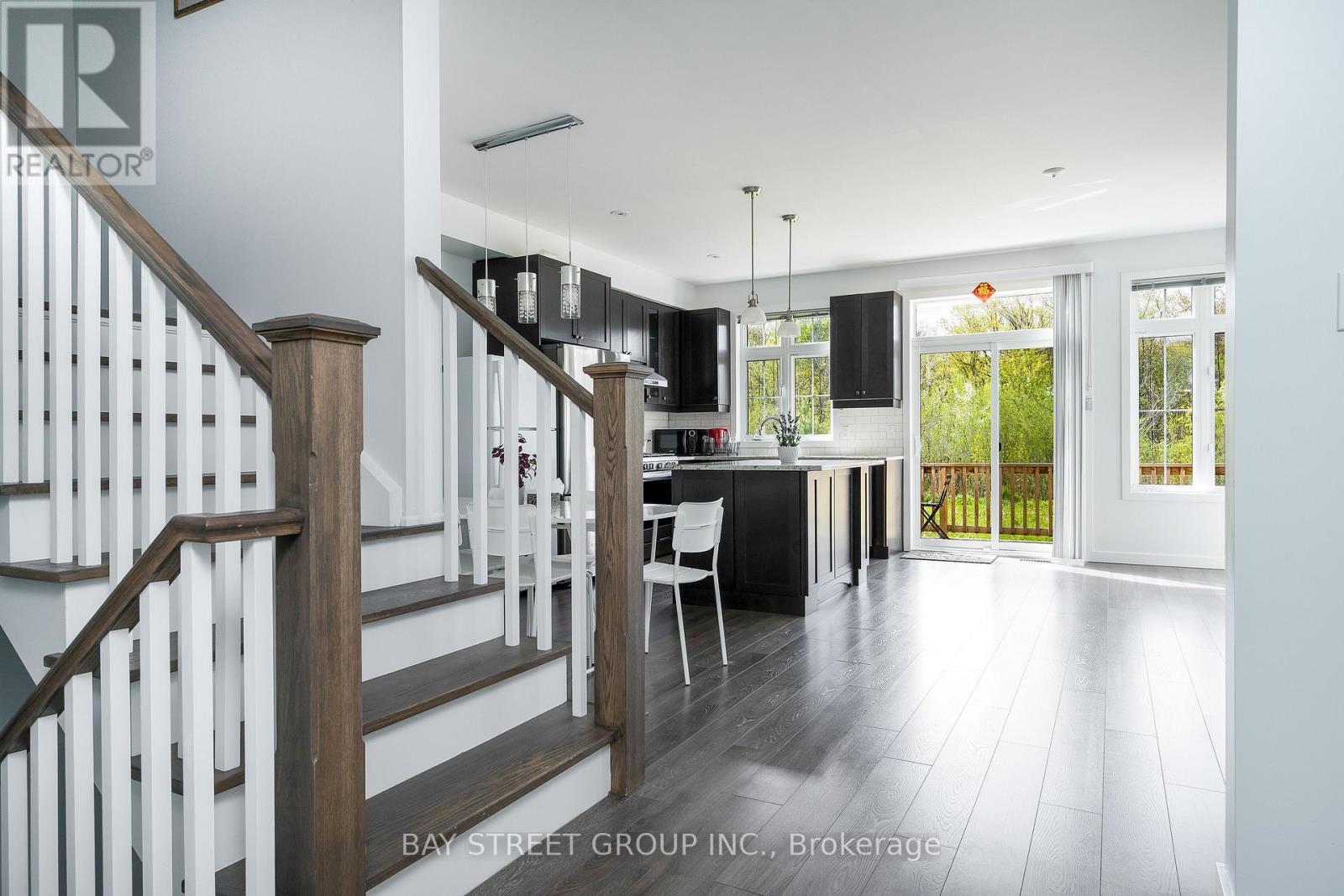 142 Yellow Birch Crescent, Blue Mountains, ON - Indoor Photo Showing Other Room