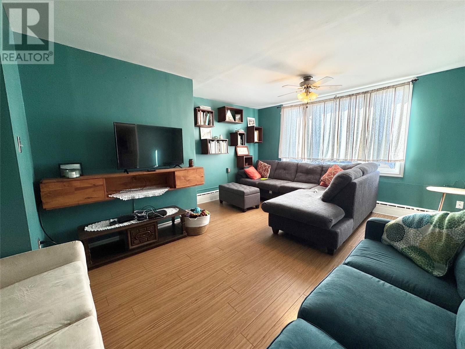 9A North Shore Road, Fogo, NL - Indoor Photo Showing Living Room