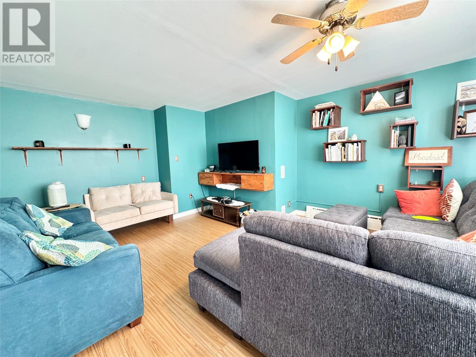 9A North Shore Road, Fogo, NL - Indoor Photo Showing Living Room