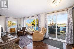 LOTS OF NATURAL LIGHT -