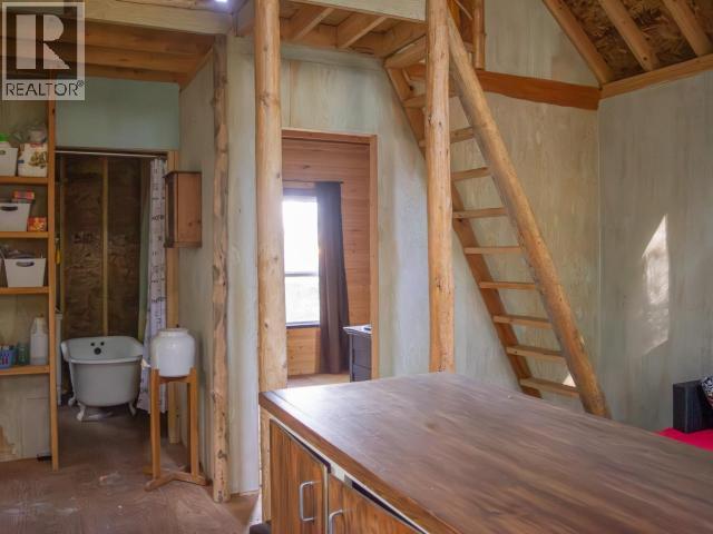 1785 Vancouver Blvd, Savary Island, BC - Indoor