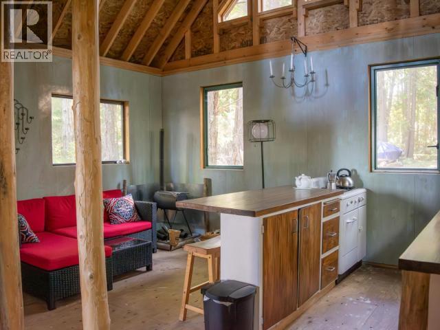 1785 Vancouver Blvd, Savary Island, BC - Indoor