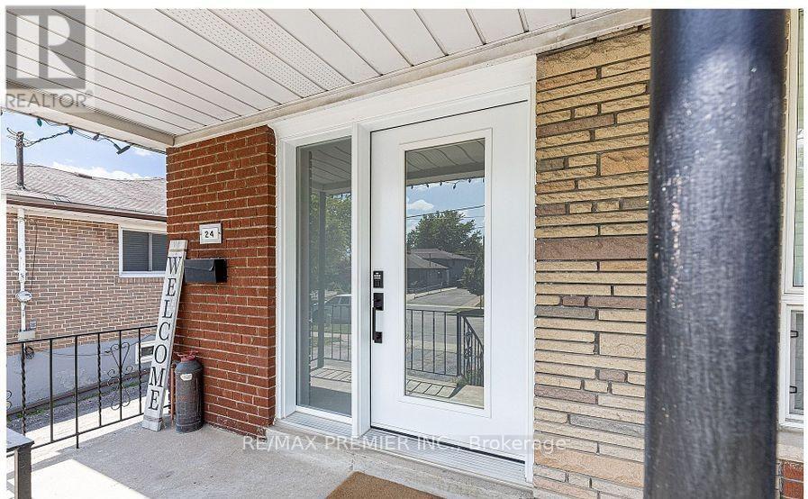 Main Floor - 24 Hucknall Road, Toronto, ON - Outdoor With Exterior