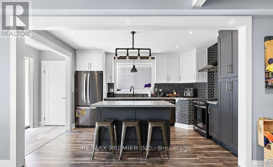 Main Floor - 24 Hucknall Road, Toronto, ON - Indoor Photo Showing Kitchen
