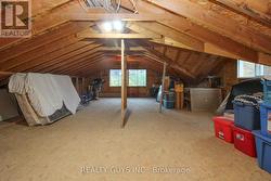 GARAGE LOFT -