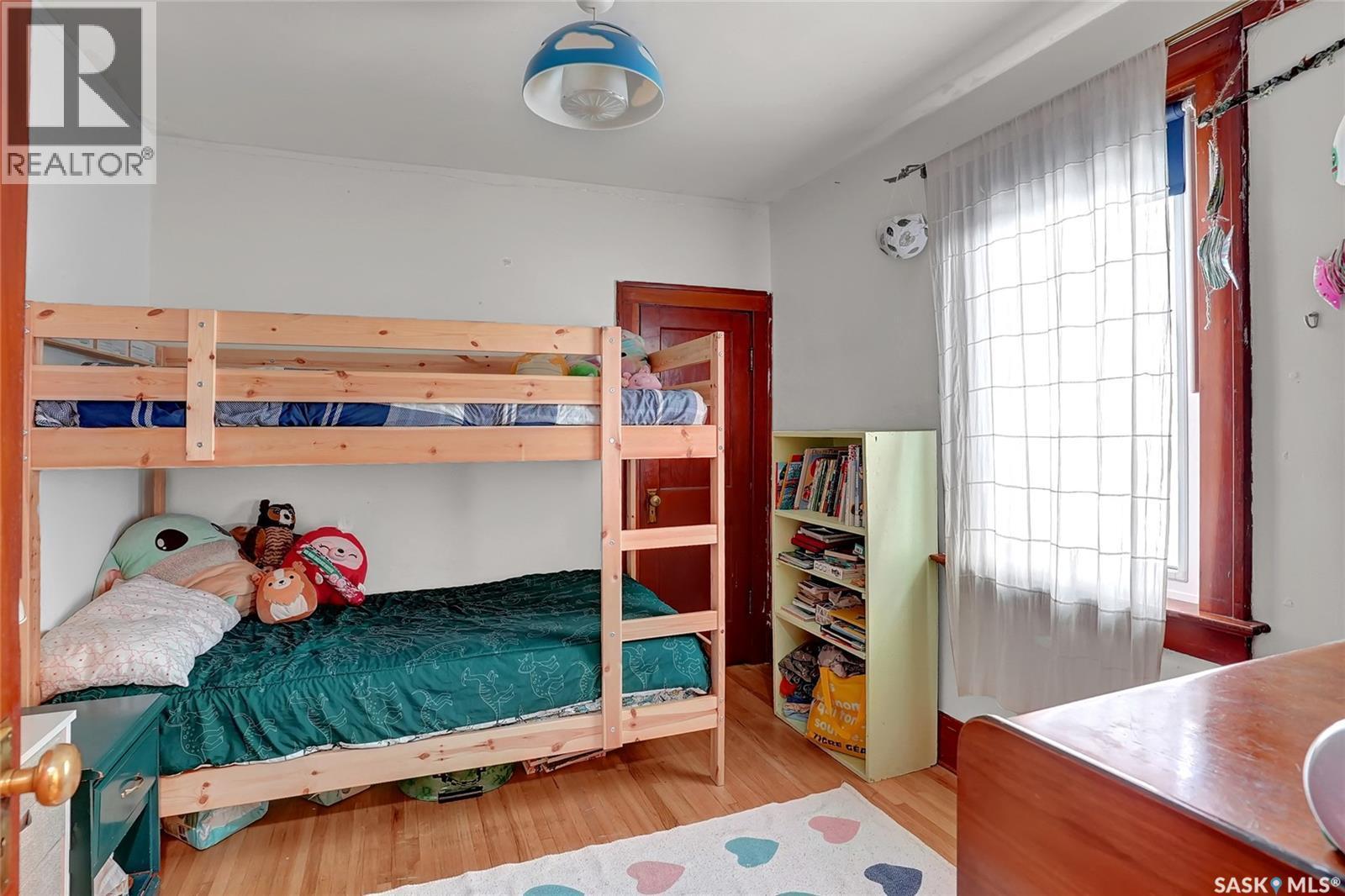 2312 Quebec Street, Regina, SK - Indoor Photo Showing Bedroom