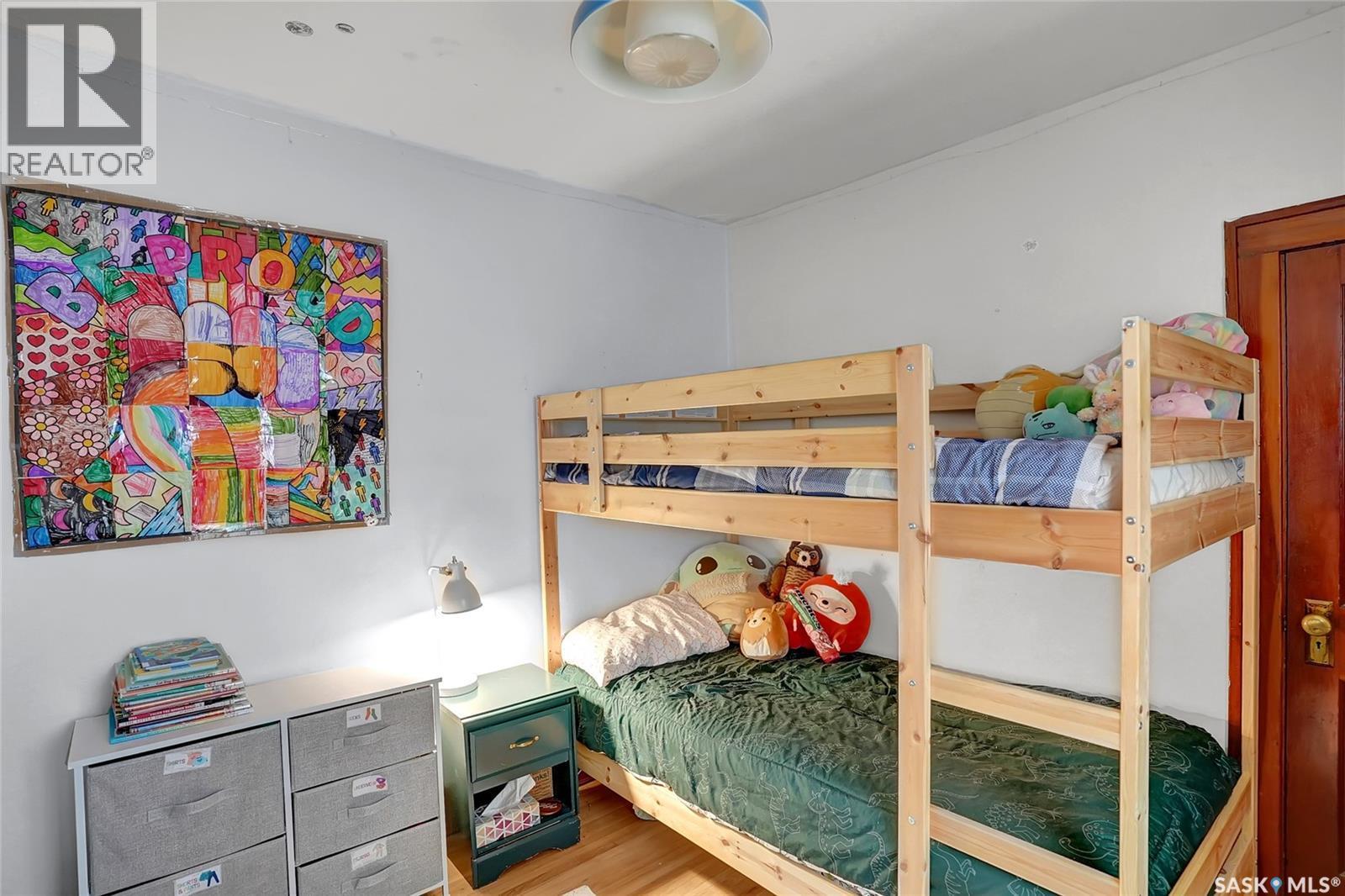 2312 Quebec Street, Regina, SK - Indoor Photo Showing Bedroom