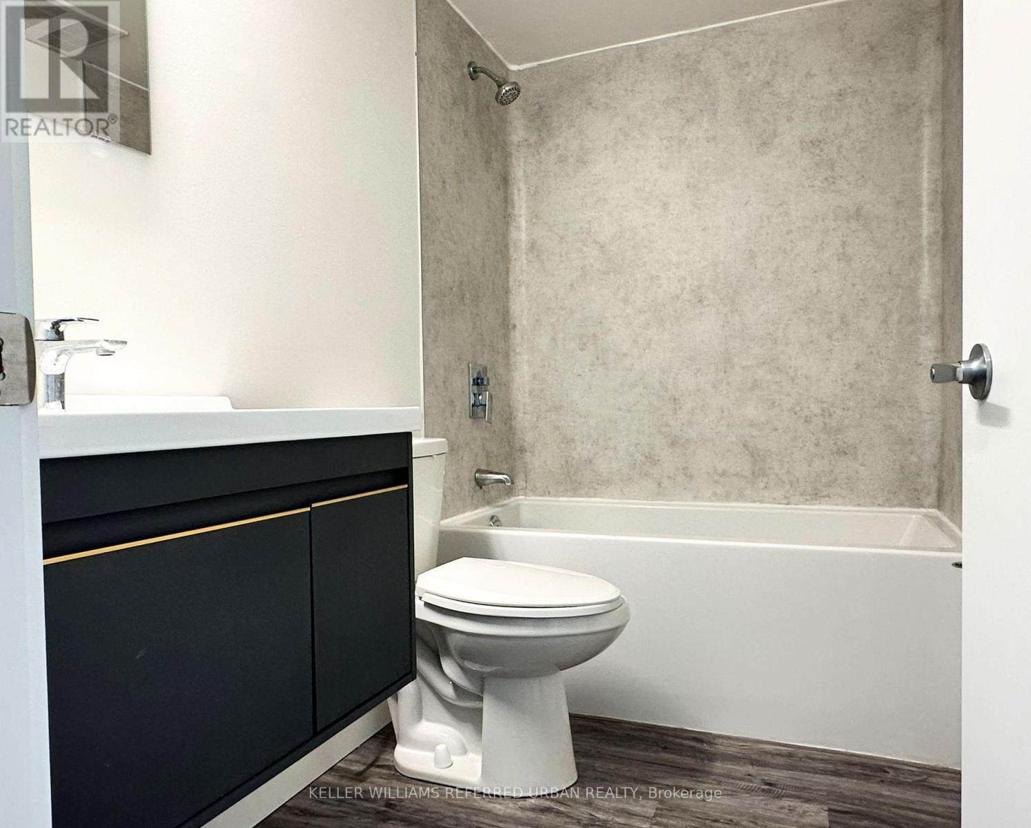 112 - 325 University Avenue, Cobourg, ON - Indoor Photo Showing Bathroom