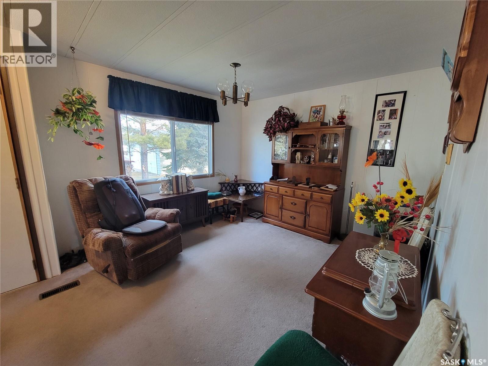 310 5Th Street W, Wilkie, SK