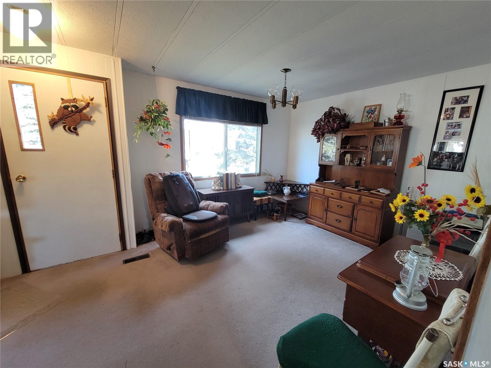 310 5Th Street W, Wilkie, SK