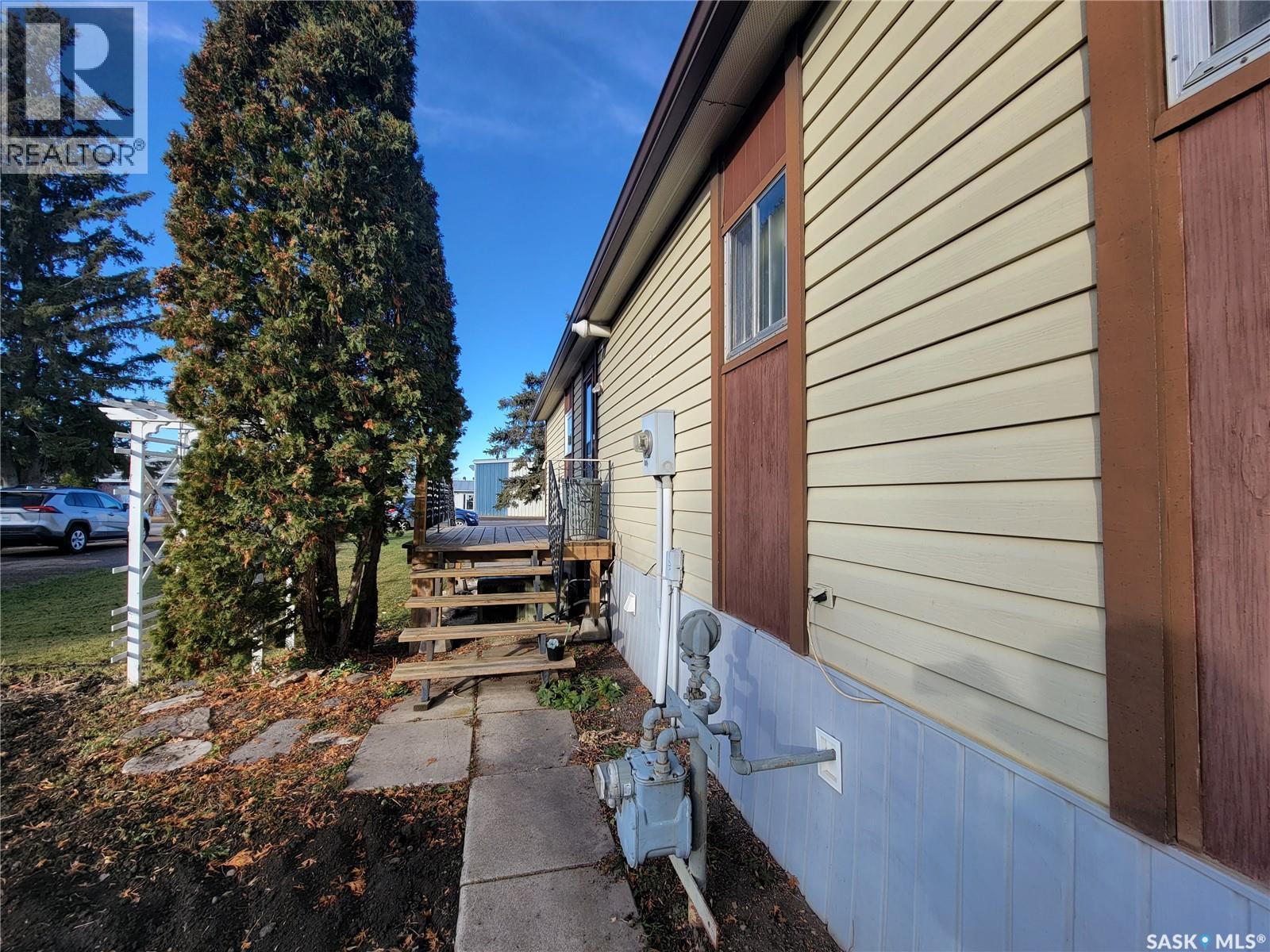 310 5Th Street W, Wilkie, SK