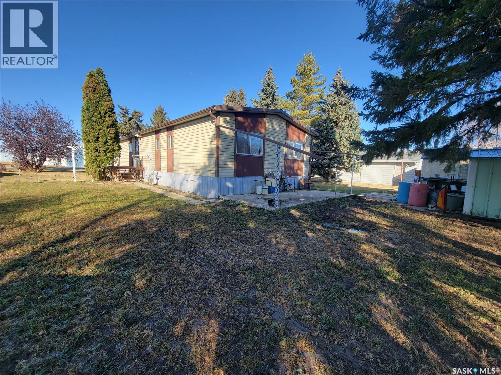 310 5Th Street W, Wilkie, SK