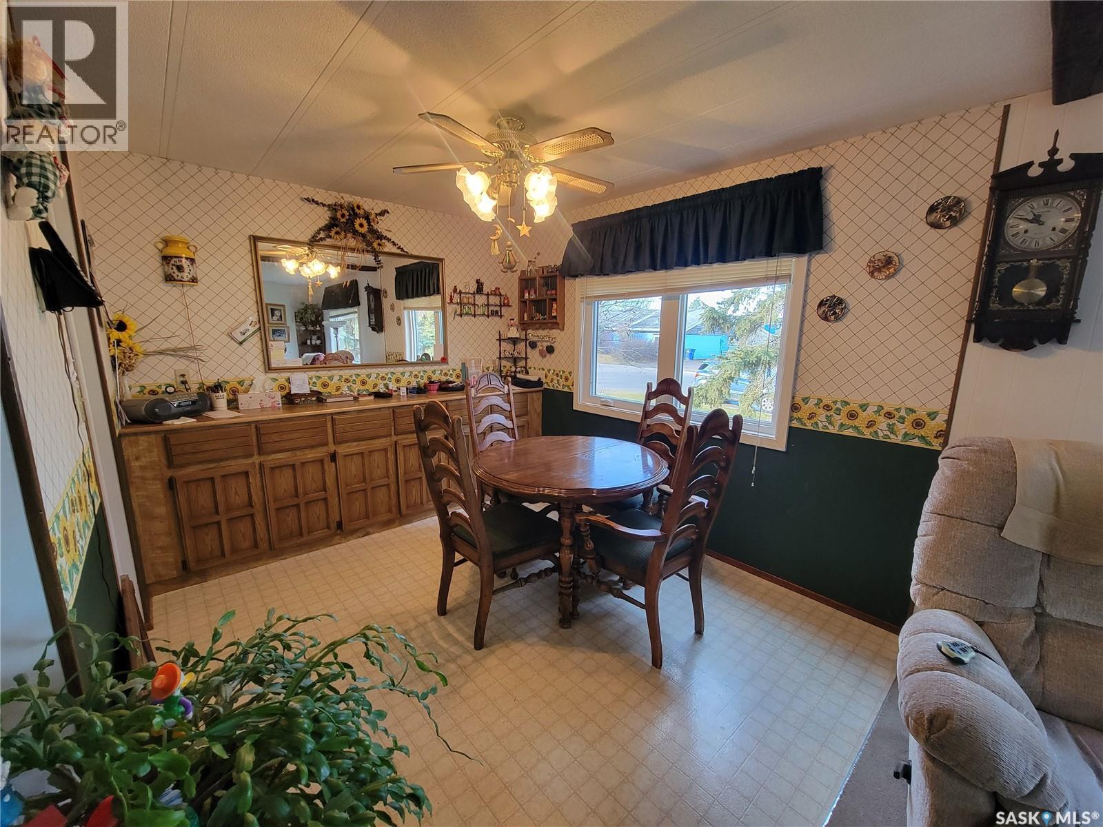 310 5Th Street W, Wilkie, SK