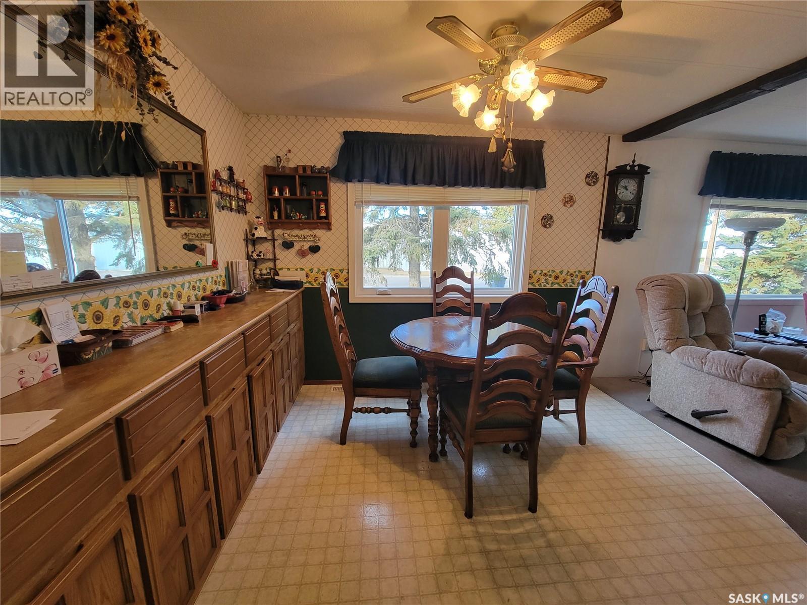 310 5Th Street W, Wilkie, SK