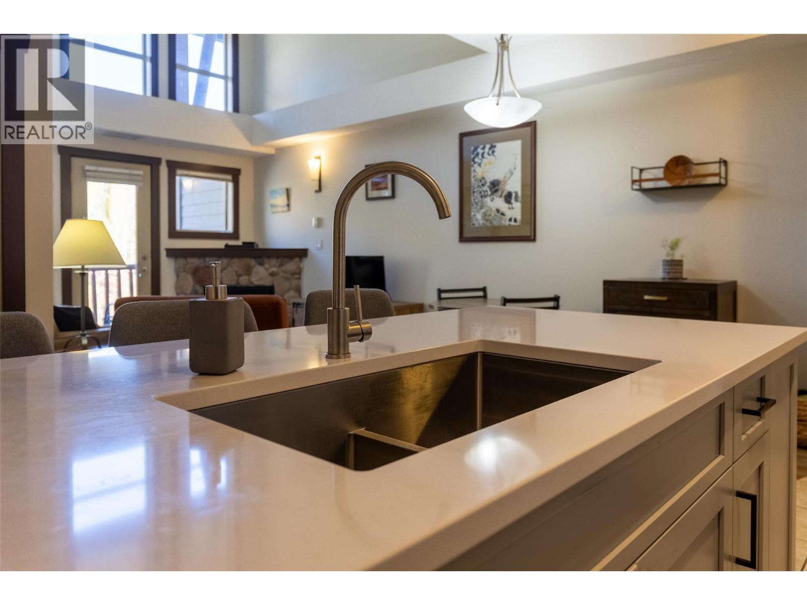 1500 Mcdonald Avenue Unit# 416, Fernie, BC - Indoor