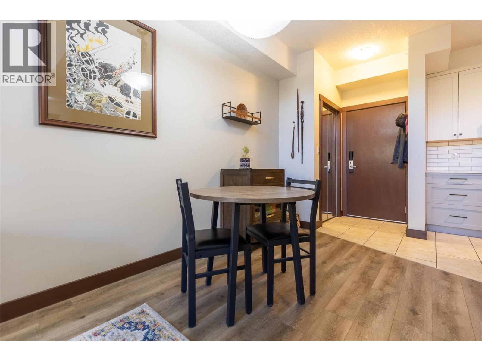 1500 Mcdonald Avenue Unit# 416, Fernie, BC - Indoor Photo Showing Dining Room