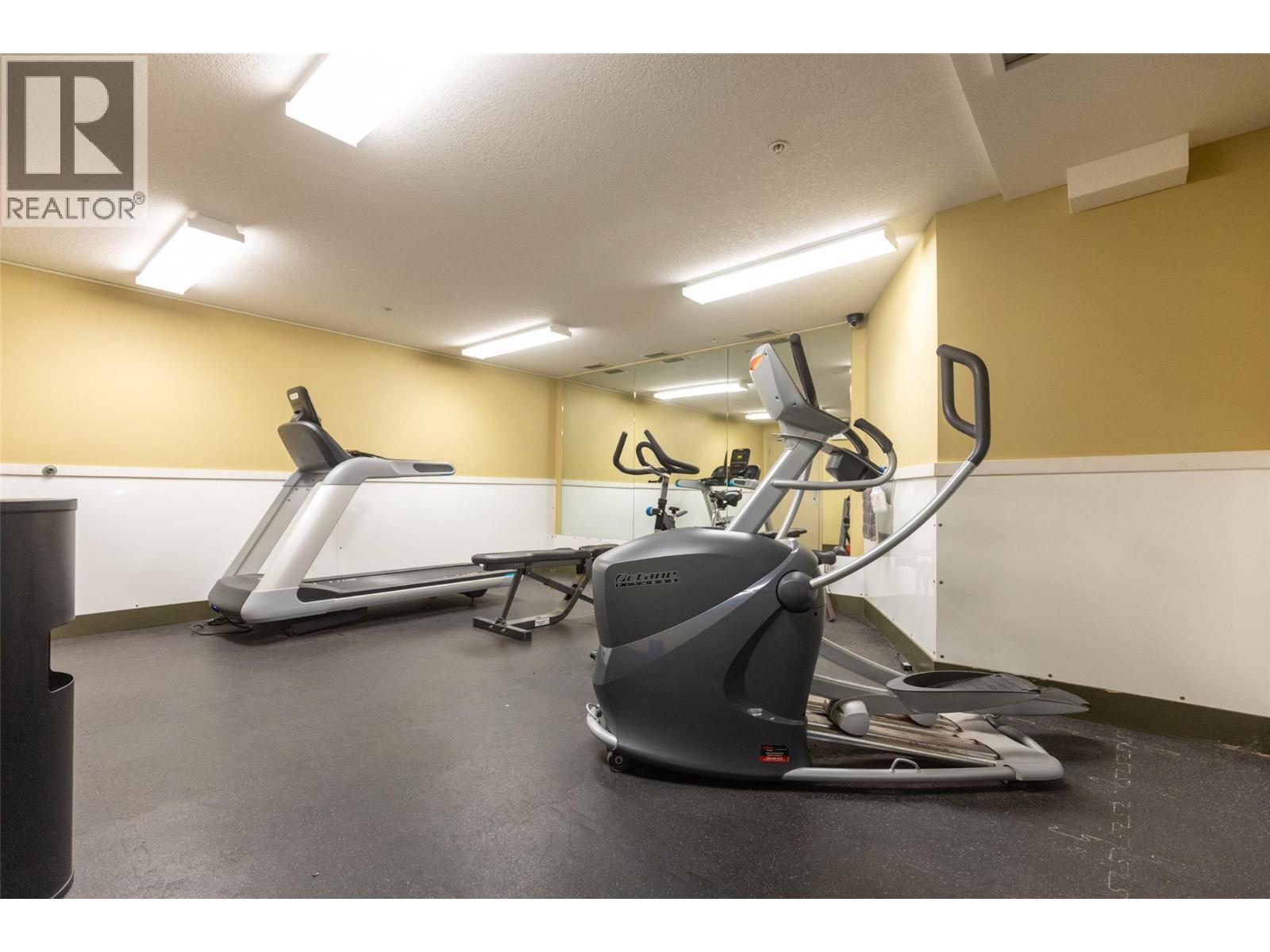 1500 Mcdonald Avenue Unit# 416, Fernie, BC - Indoor Photo Showing Gym Room