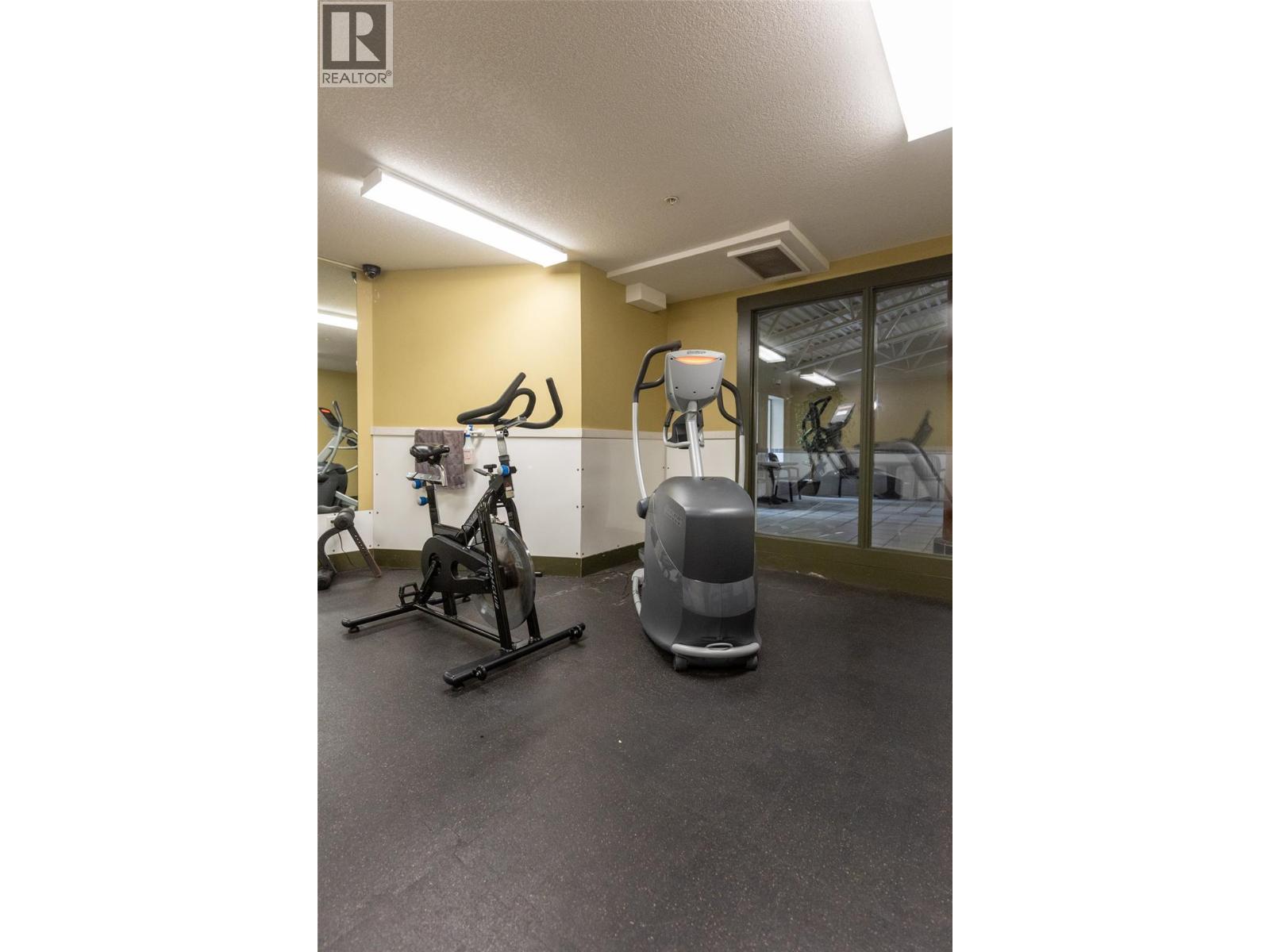 1500 Mcdonald Avenue Unit# 416, Fernie, BC - Indoor Photo Showing Gym Room