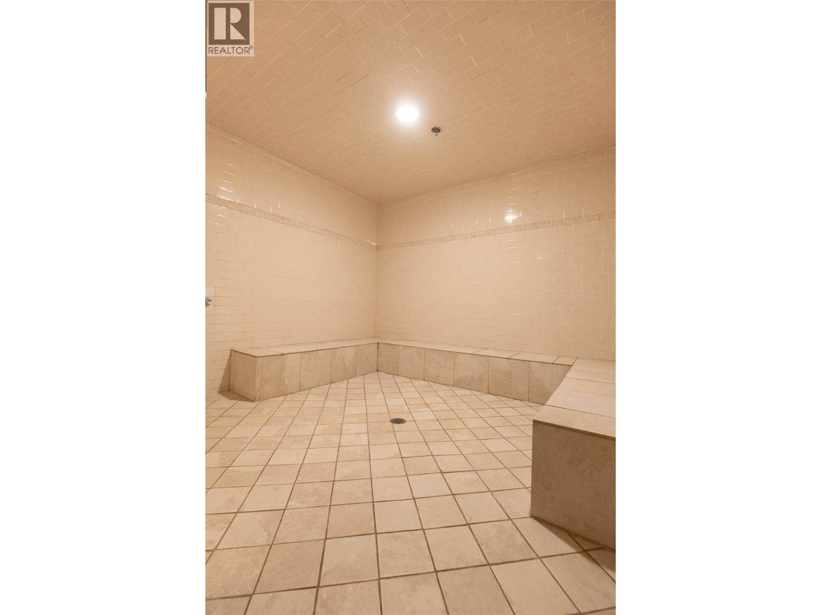 1500 Mcdonald Avenue Unit# 416, Fernie, BC - Indoor