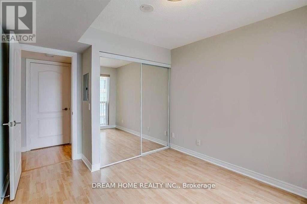 1005 - 60 Town Centre Court, Toronto, ON - Indoor Photo Showing Other Room