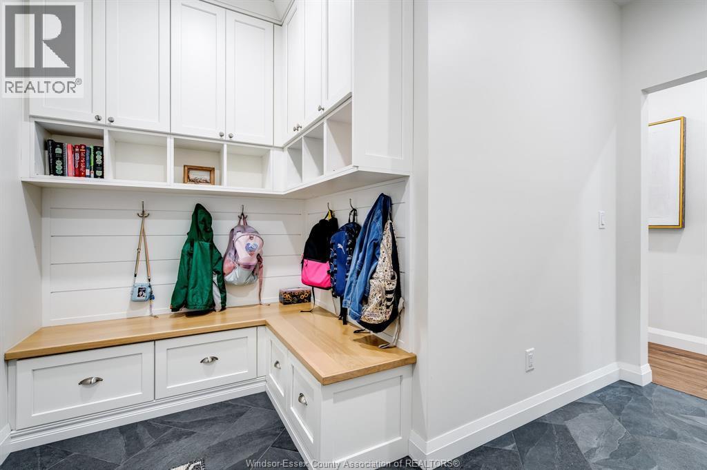 188 County Rd 27 East, Cottam, ON - Indoor