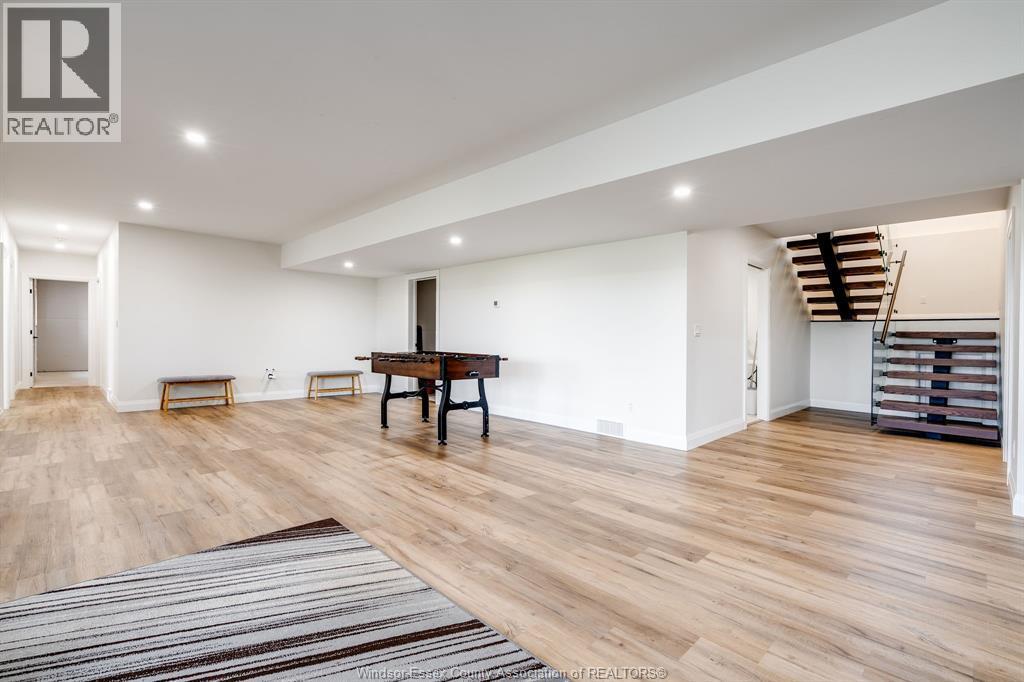 188 County Rd 27 East, Cottam, ON - Indoor