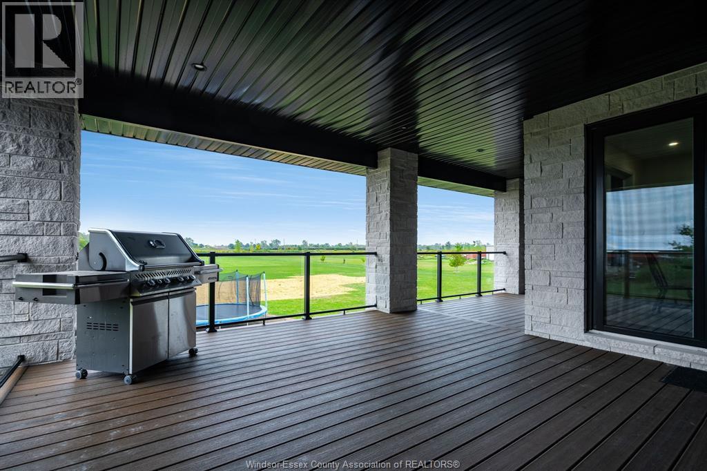 188 County Rd 27 East, Cottam, ON - Outdoor With Deck Patio Veranda With Exterior