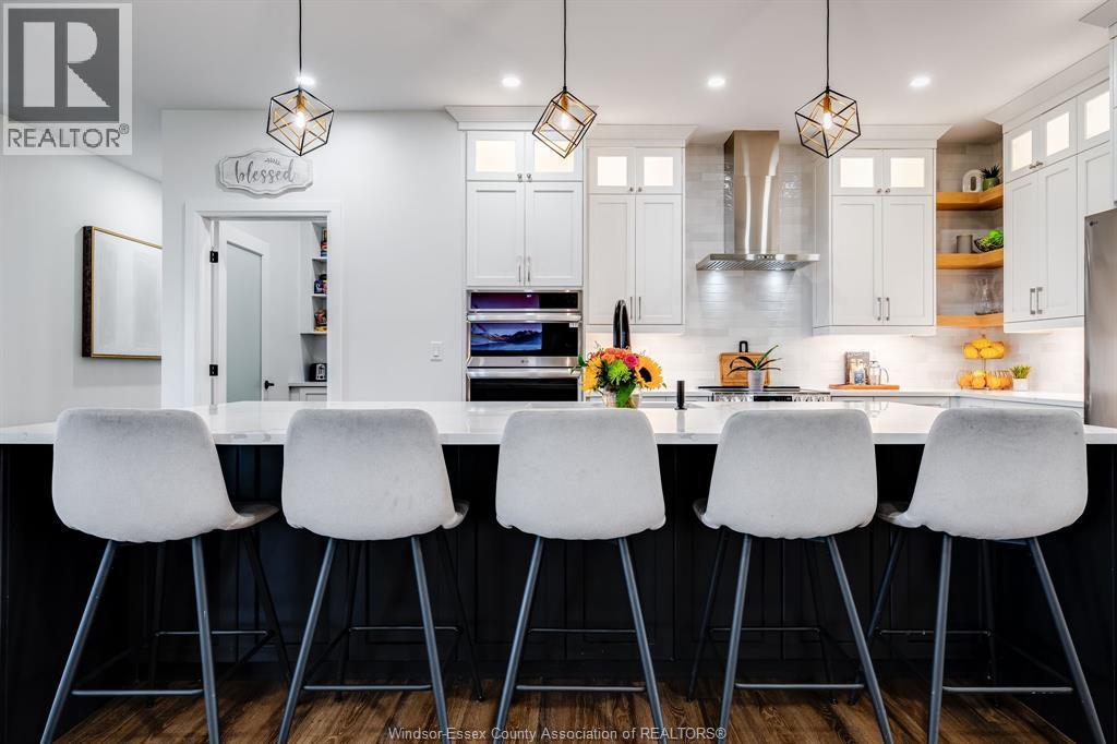 188 County Rd 27 East, Cottam, ON - Indoor Photo Showing Dining Room