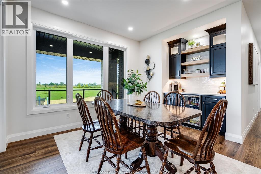 188 County Rd 27 East, Cottam, ON - Indoor Photo Showing Dining Room