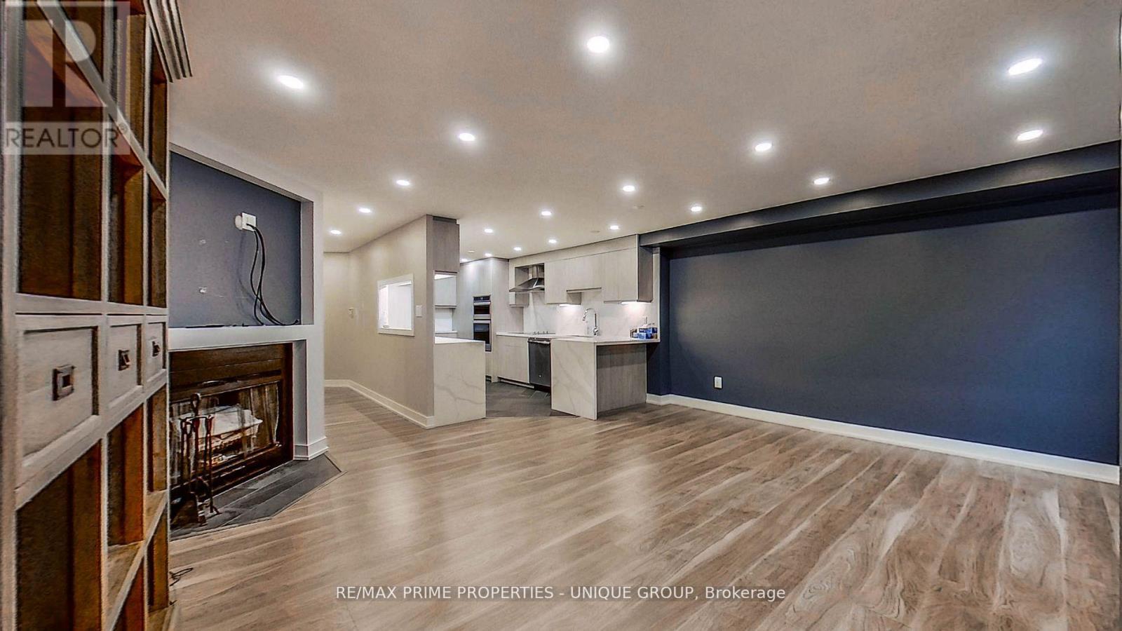 1106 - 211 St Patrick Street, Toronto, ON - Indoor