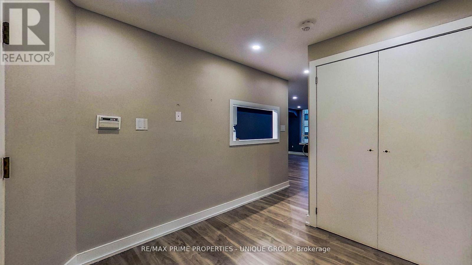 1106 - 211 St Patrick Street, Toronto, ON - Indoor Photo Showing Other Room