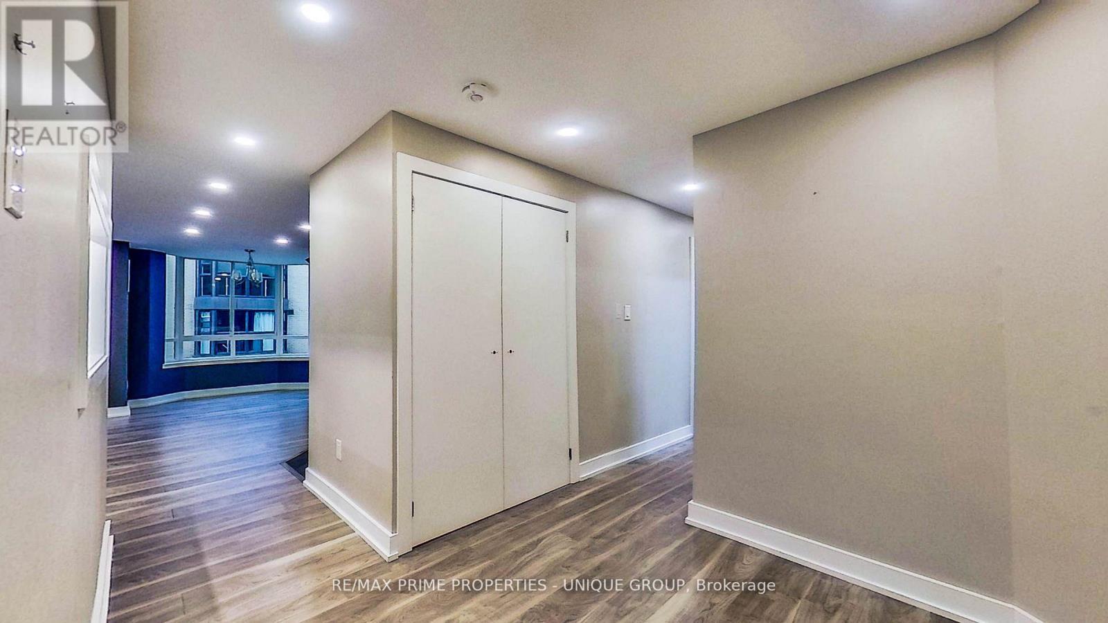 1106 - 211 St Patrick Street, Toronto, ON - Indoor Photo Showing Other Room