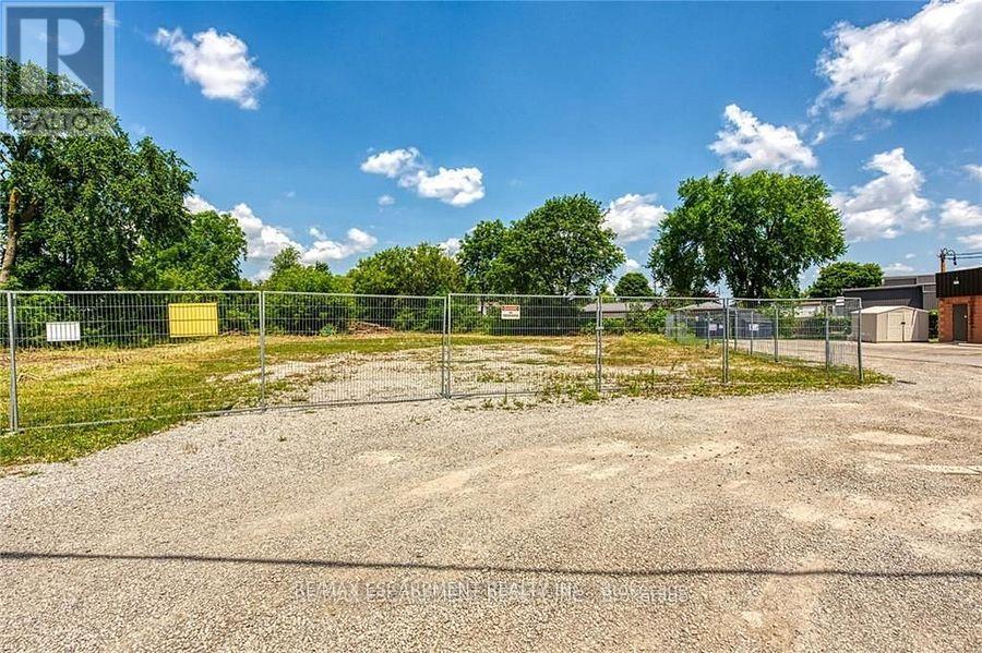 4 Talbot Street W, Haldimand, ON