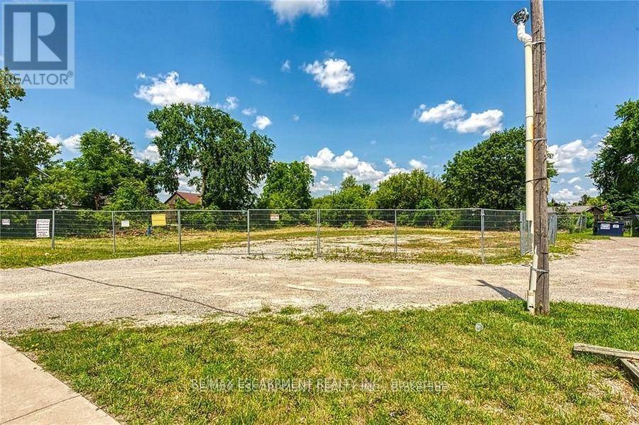 4 Talbot Street W, Haldimand, ON